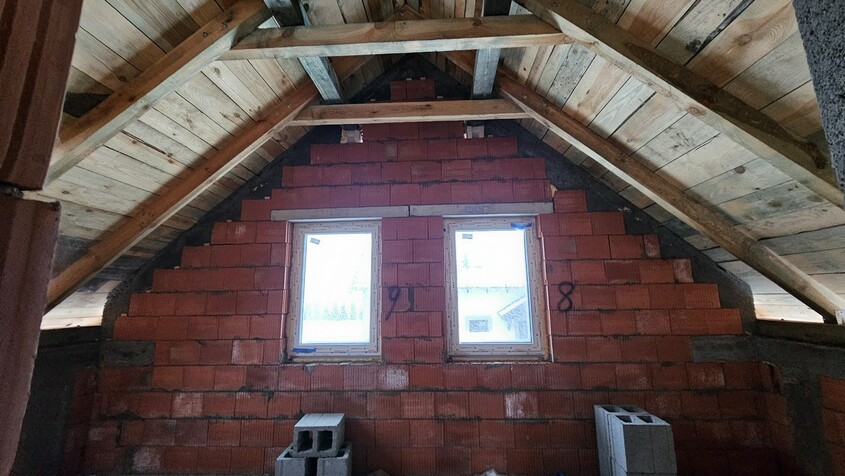 Elbląg BIURO NIERUCHOMOŚCISZULC& SZULCPowierzchnia działki: 700 m2Dom na sprzedaż w stanie surowym zamkniętym w