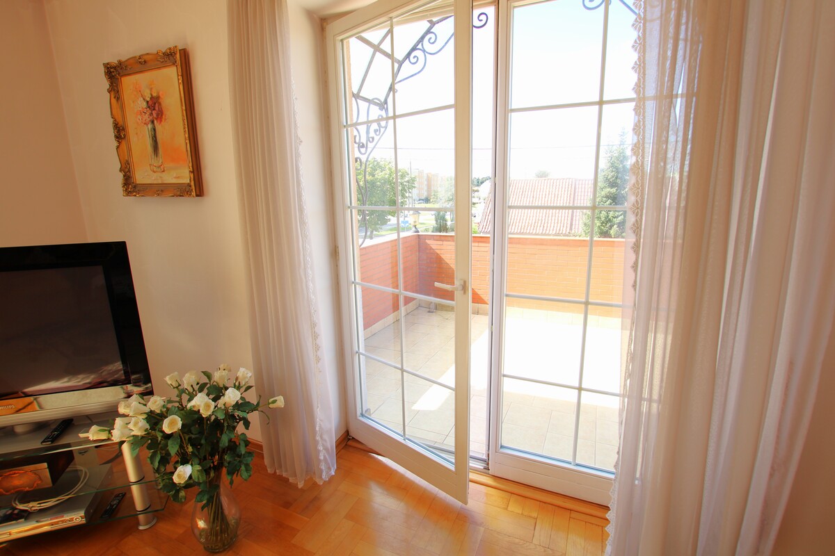 Elbląg NIERUCHOMOŚCI ANNA KRASZEWSKA Nieruchomość komercyjna mieszkalno-usługowa Dogodna lokalizacja