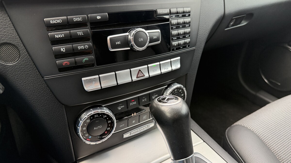 Elbląg Auto Leew LEWANDOWSKI Kupujemy i Sprzedajemy tylko dobre auta Za auta z Polskiego Salonu Płacimy Najwięcej