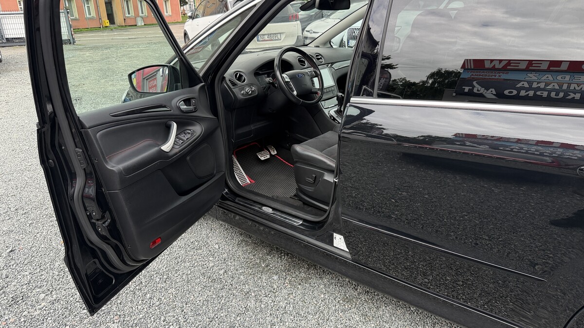 Elbląg Auto Leew LEWANDOWSKI Kupujemy i Sprzedajemy tylko dobre auta Za auta z Polskiego Salonu Płacimy Najwięcej FORD