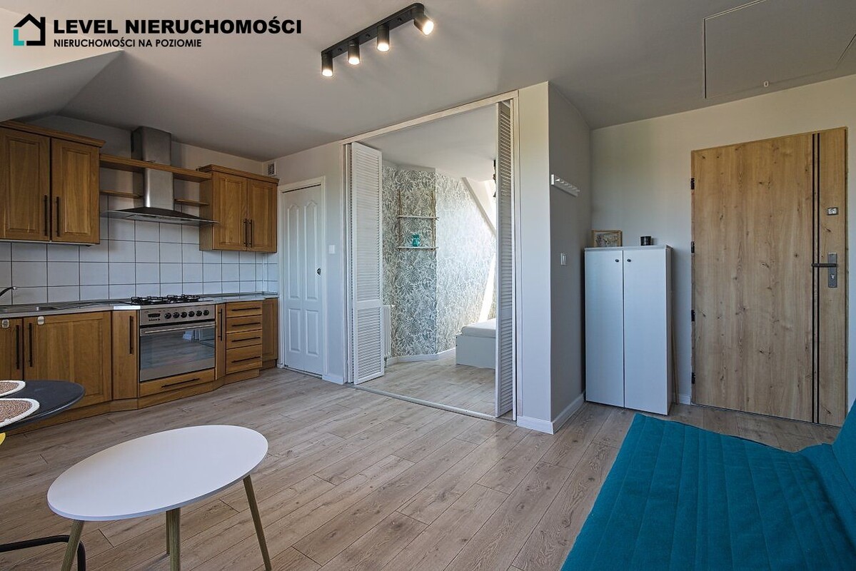 Elbląg   LEVEL NIERUCHOMOŚCI  Dom wielofunkcyjny w StegnieTrzy apartamenty94,63m2  NIERUCHOMOŚCI NA