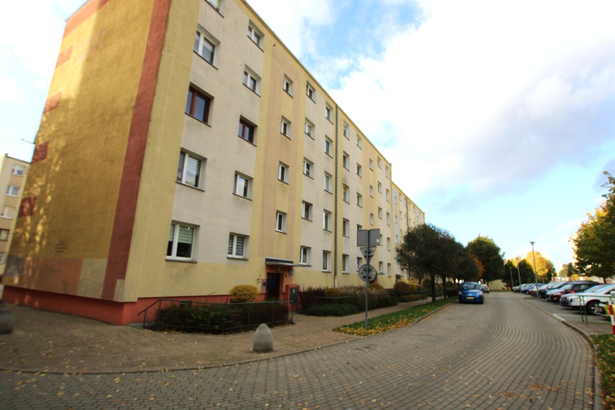 Elbląg NIERUCHOMOŚCI ANNA KRASZEWSKA Mieszkanie trzypokojowe, kompletnie umeblowane ul. Robotnicza, w pobliżu Parku