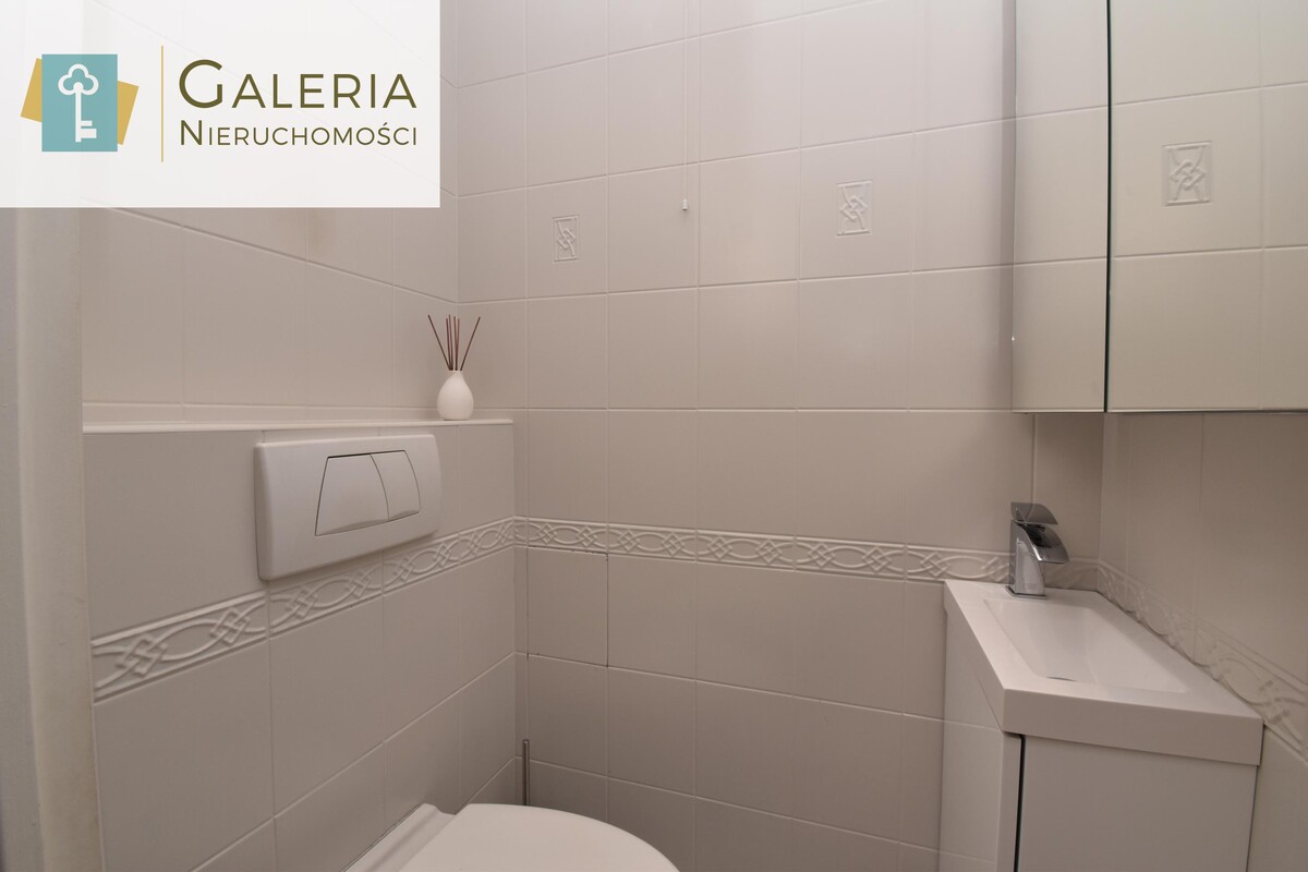 Elbląg GALERIA NIERUCHOMOŚCIZ pasji i miłości do nieruchomościNa sprzedaż: Jasne, przestronne, trzypokojowe mieszkanie