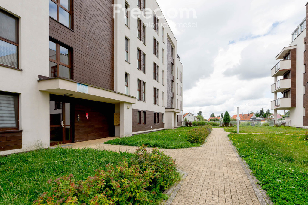 Elbląg FREEDOM NIERUCHOMOŚCIWynajmę mieszkanie - Elbląg, Władysława Broniewskiego. Nowoczesne mieszkanie z dużym
