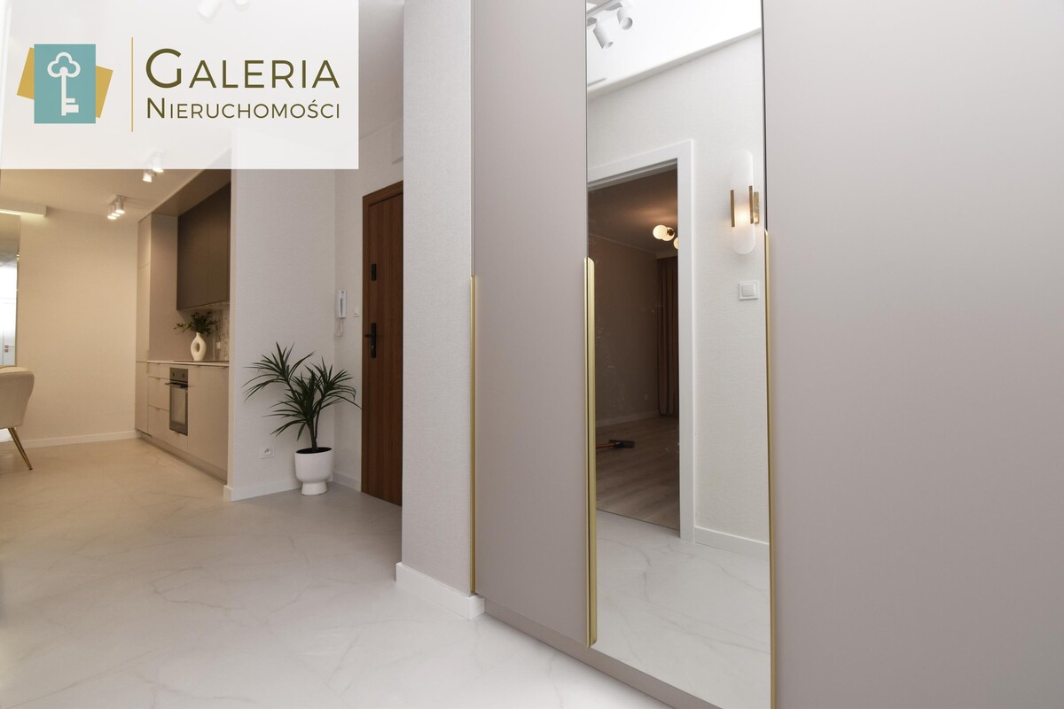 Elbląg GALERIA NIERUCHOMOŚCIZ pasji i miłości do nieruchomościNa sprzedaż: 3 pokoje pełne stylu – gotowe do
