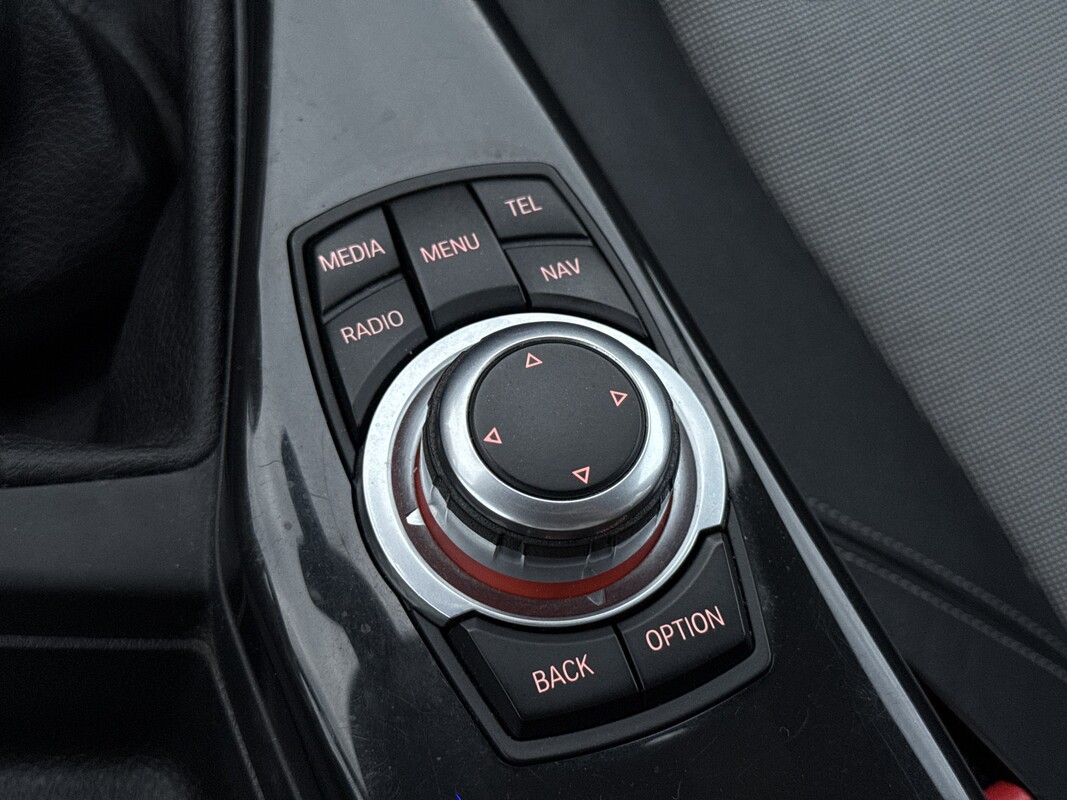 Elbląg BMW Seria 1 118D 143km Navi Led czujniki parkowania alufelgi ZAREJESTROWANY