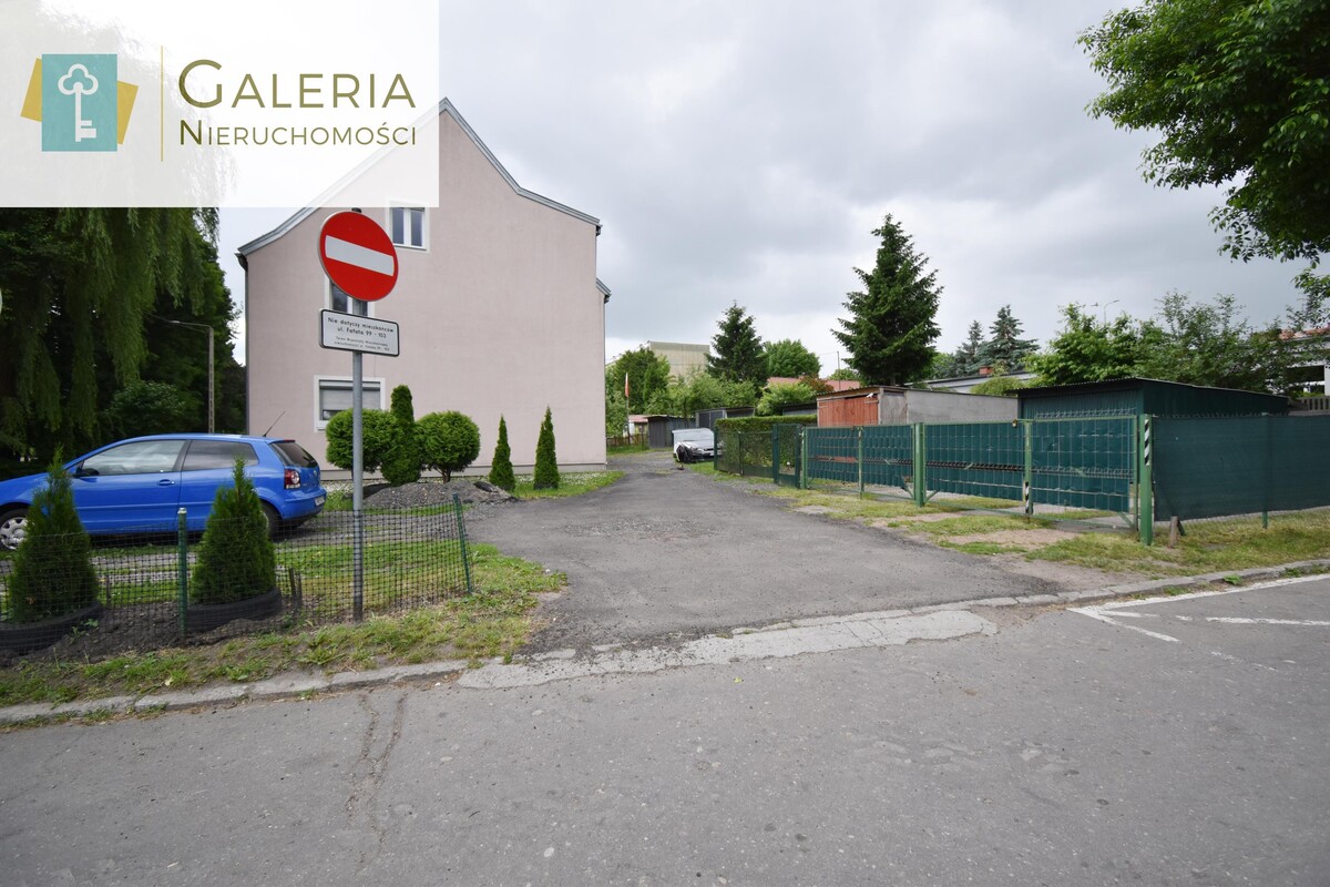 Elbląg GALERIA NIERUCHOMOŚCIZ pasji i miłości do nieruchomościNa sprzedaż: Dwa pokoje, garaż i ogródek- przy Parku