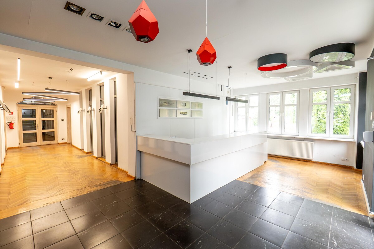 Elbląg TO MY SPRZEDAJEMYNIERUCHOMOŚCI W TYM MIEŚCIEBIURO NIERUCHOMOŚCIAMERICAN HOMEWYNAJMĘ - BUDYNEK - SAPERÓW