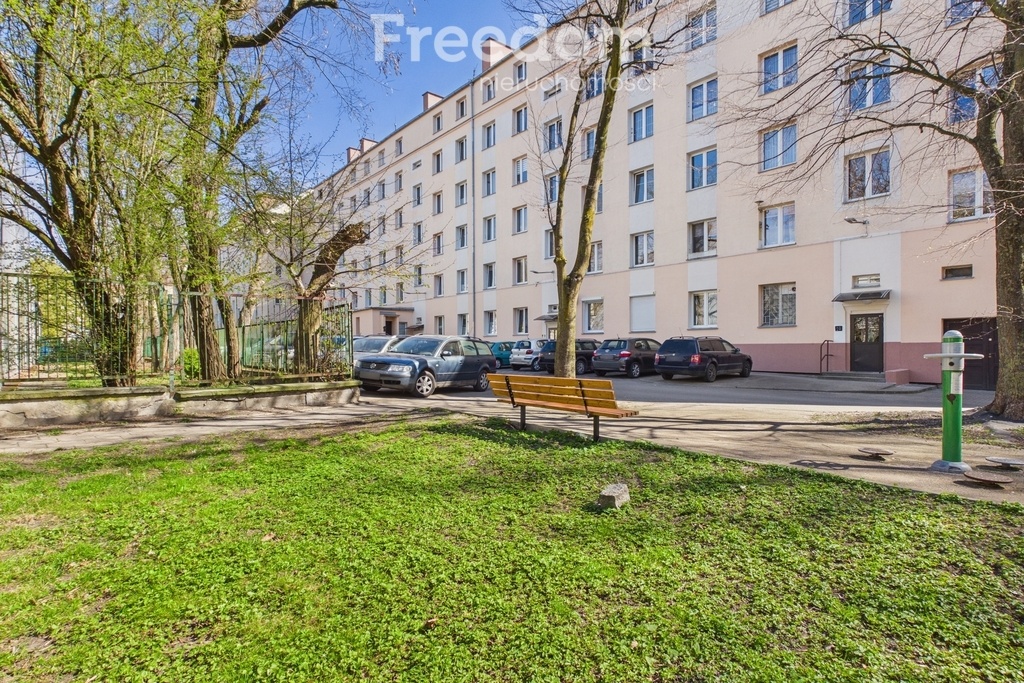 Elbląg FREEDOM NIERUCHOMOŚCIWynajmę mieszkanie - Elbląg, Giermków. Kawalerka w centrum Elbląga – wygodna lokalizacja i