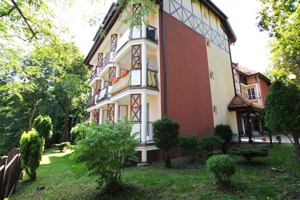 Elbląg NIERUCHOMOŚCI ANNA KRASZEWSKA Apartament 2-pokojowy w Krynicy Morskiej 500 metrów od plaży ul.