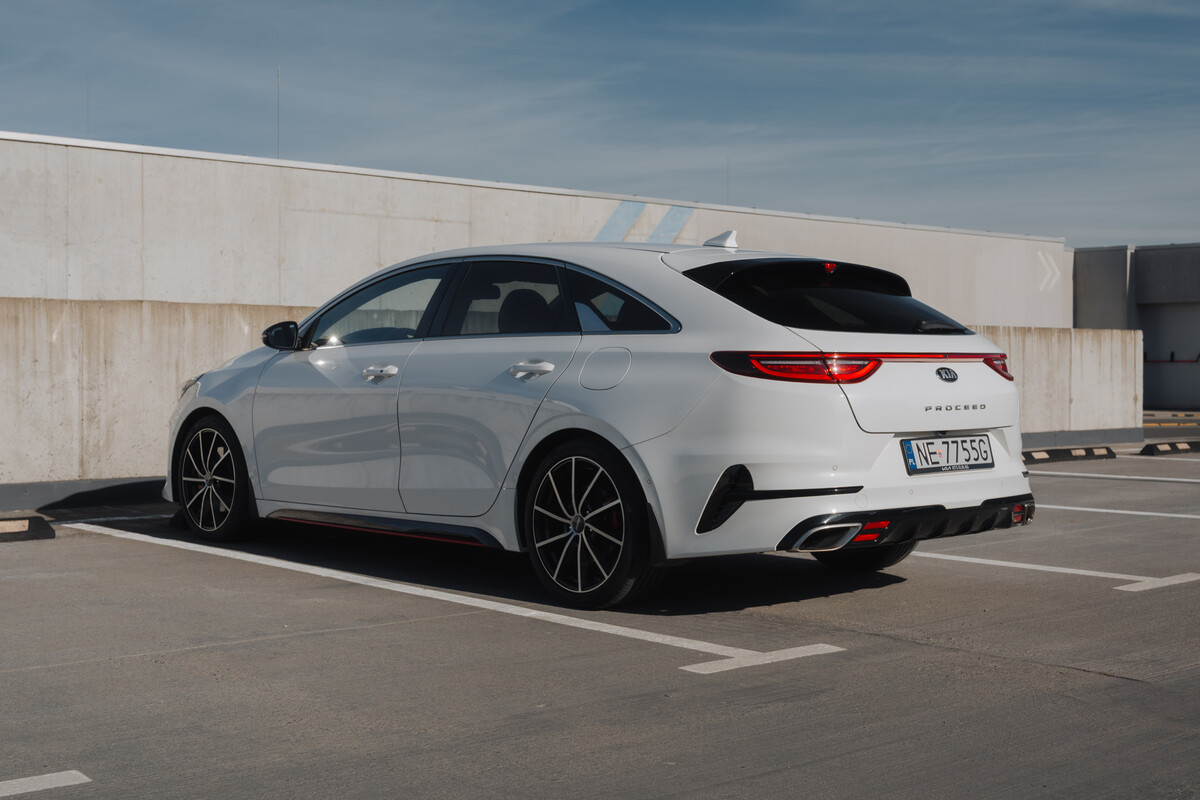 Elbląg KIA ProCeed 1.6 GT 204 KM – Pierwszy właściciel, polski salon, bezwypadkowy!Dynamiczne auto o