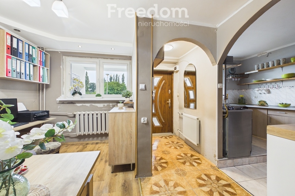 Elbląg FREEDOM NIERUCHOMOŚCISprzedam mieszkanie - Elbląg, Lotnicza. Na sprzedaż mieszkanie o powierzchni 64 m², położone