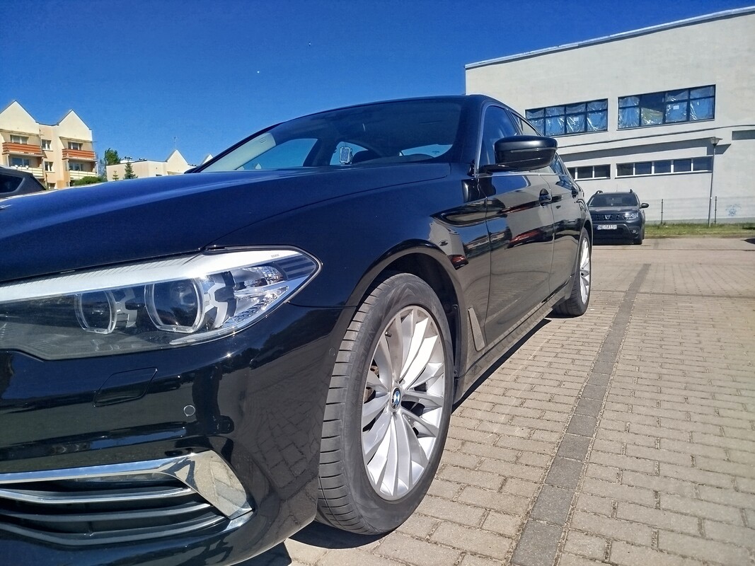 Elbląg Witam Posiadam na sprzedaż bardzo ładne BMW G30 w wersji Luxury line Limuzyna z oszczędnym dwulitrowym