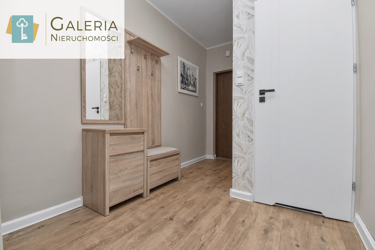 Elbląg GALERIA NIERUCHOMOŚCIZ pasji i miłości do nieruchomościNa sprzedaż: 2 pokoje | I piętro | balkon ul.