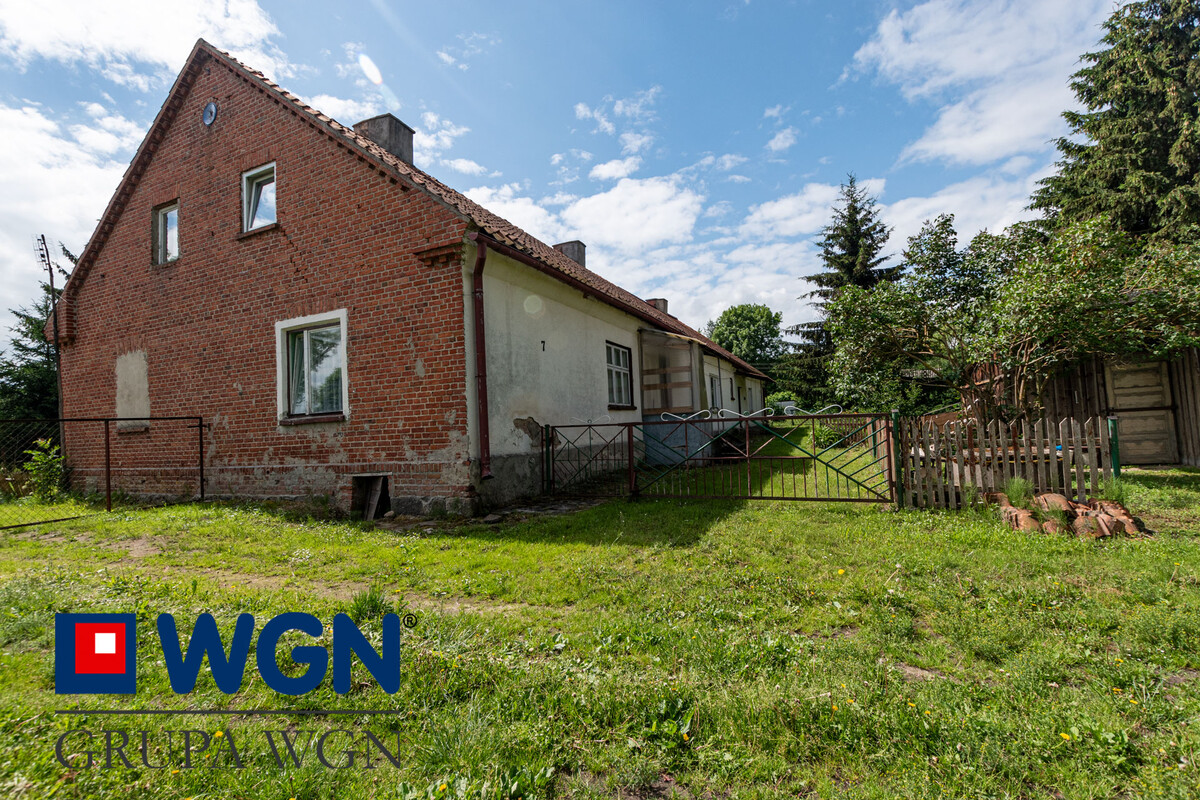 Elbląg WGN Nieruchomości oddział Elbląg prezentuje Państwu pół domu o powierzchni 132,11 m2 z ogródkiem i