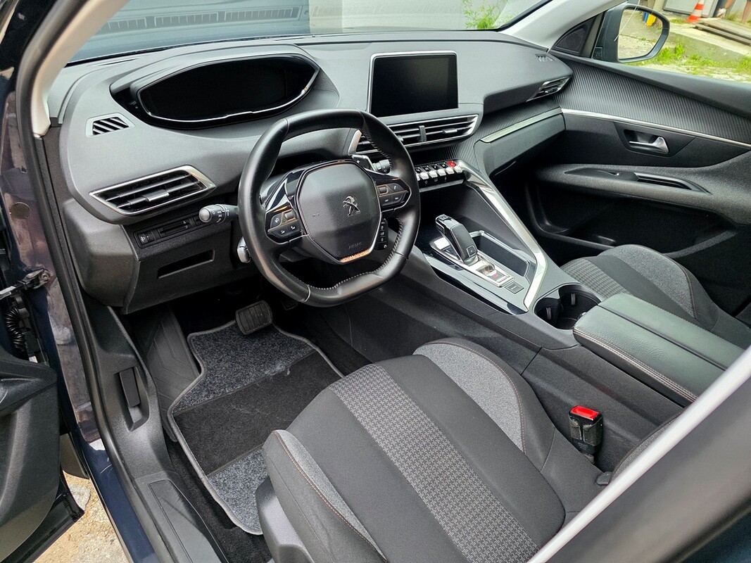 Elbląg Peugeot 3008,benzyna, 2020 - pełna opcja wyposażenia AUTOMATŁadne zadbane auto, wizualnie bardzo ładnie się