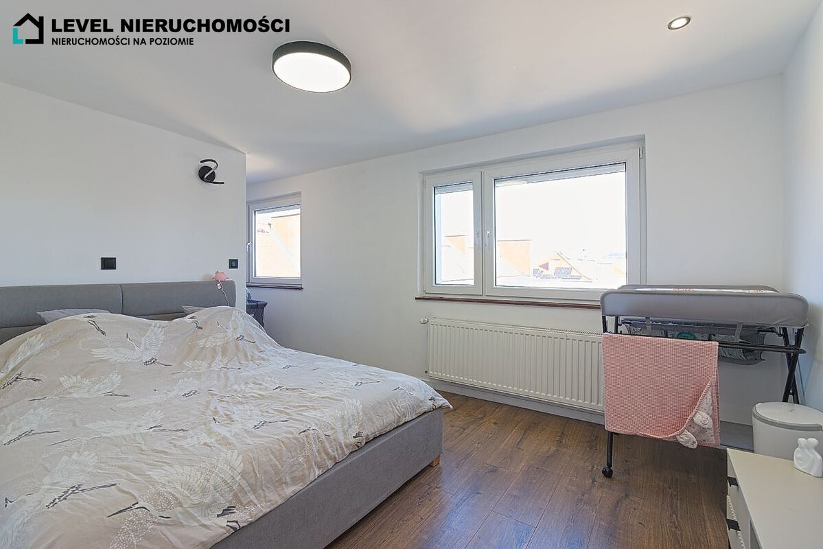 Elbląg LEVEL NIERUCHOMOŚCI Nietuzinkowe mieszkanie z tarasemDwie łazienki, cztery pokojeul. Plac