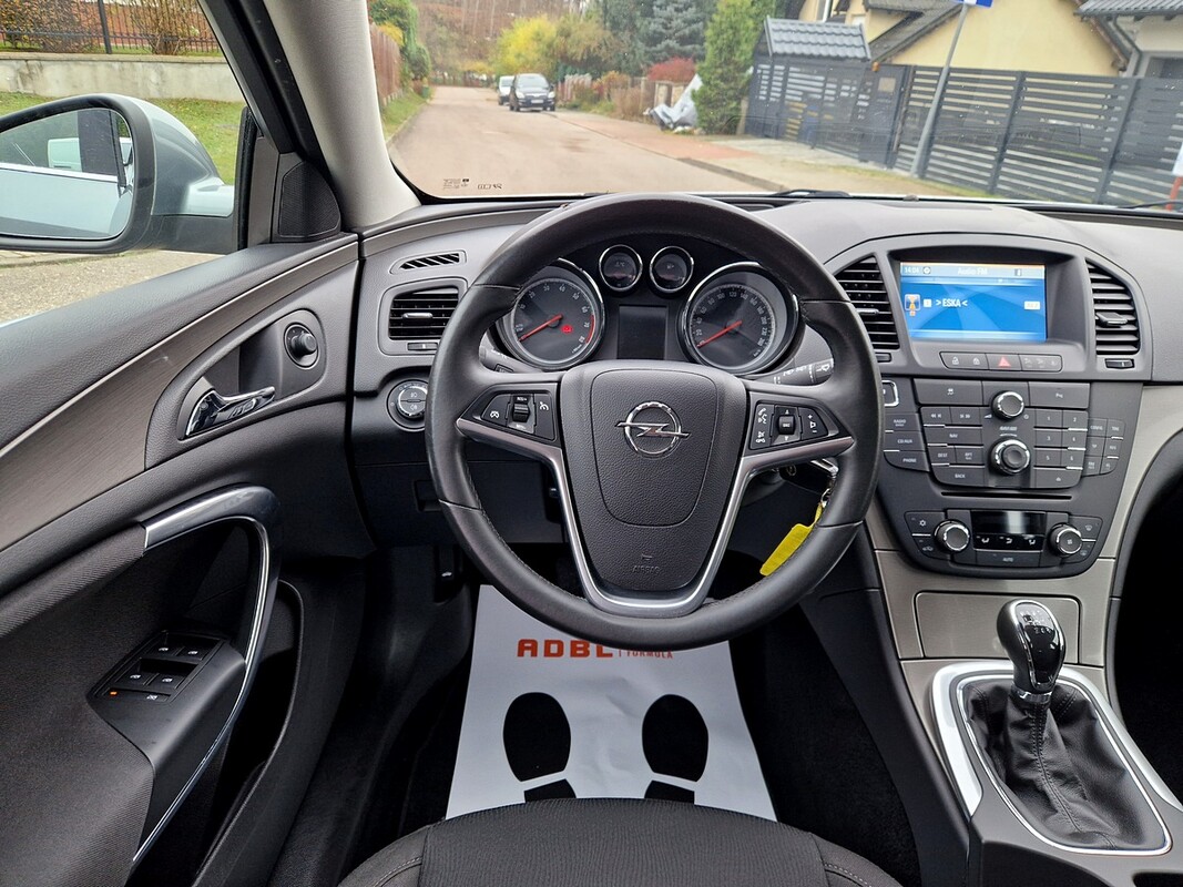 Elbląg Opel InsigniaSilnik : Benzyna 140KM179tys. km Serwis !Zarejestrowany i opłacony!