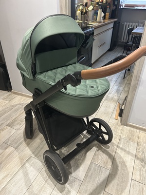 Elbląg Sprzedam wózek 2w1 Roan Ivi 2.0 w kolorze boho zieleń. Wózek kupiony w Radexie w listopadzie 2024r.