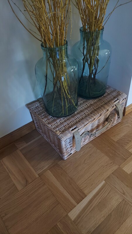Elbląg Sofa Komoda PUF RATTAN WIKLINA PIĘKNY TEŻ JAKO STOLIK Zachwycający serwis w stylu angielskim oraz różne