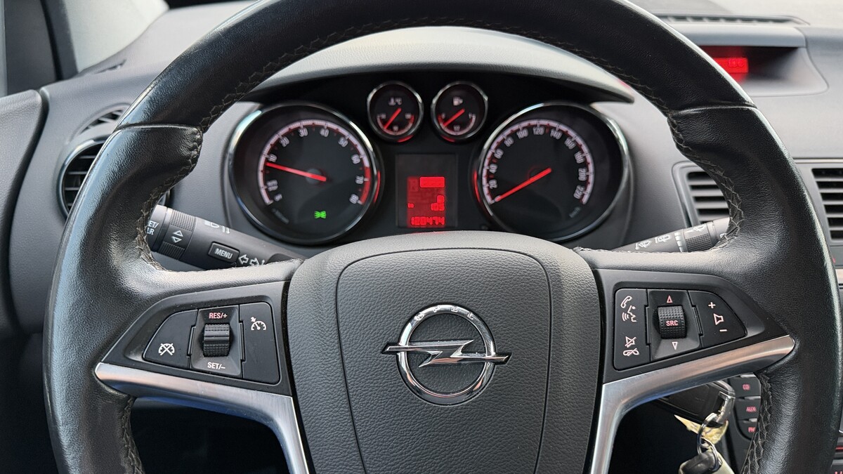 Elbląg Auto Leew LEWANDOWSKI Kupujemy i Sprzedajemy tylko dobre auta Za auta z Polskiego Salonu Płacimy Najwięcej OPEL