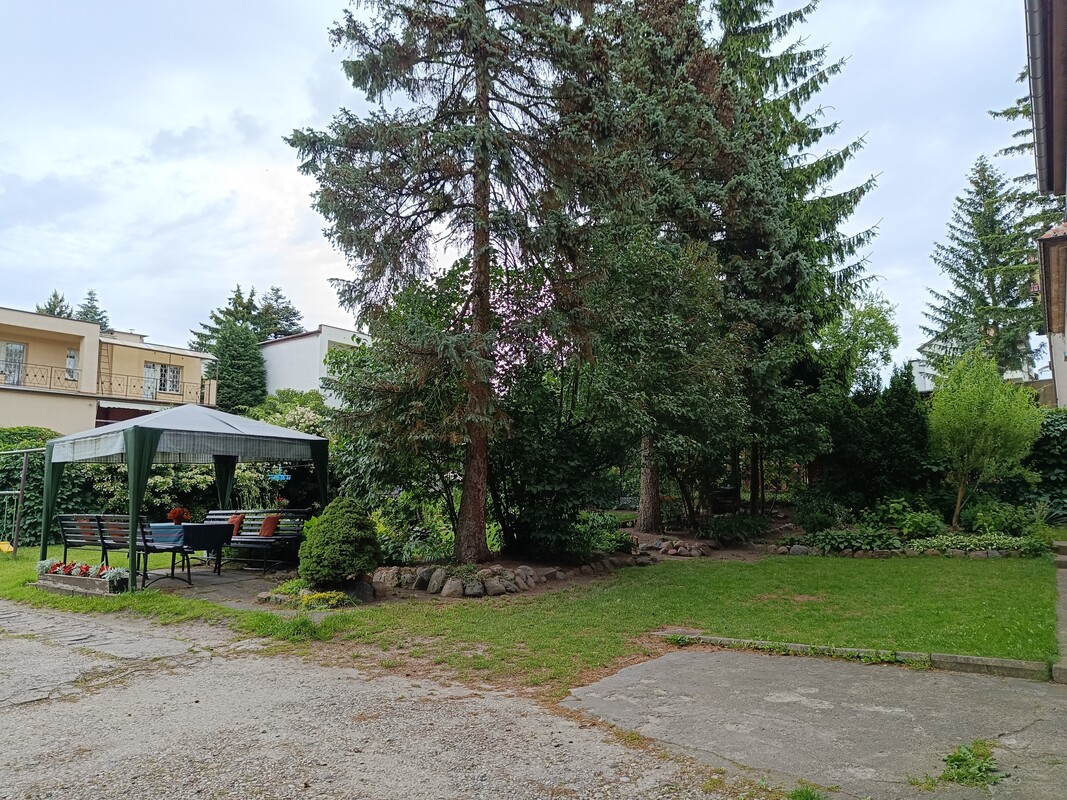 Elbląg Na sprzedaż 3-pokojowe mieszkanie, II piętro, ogródek, miejsca parkingowe. Cisza, zieleń i