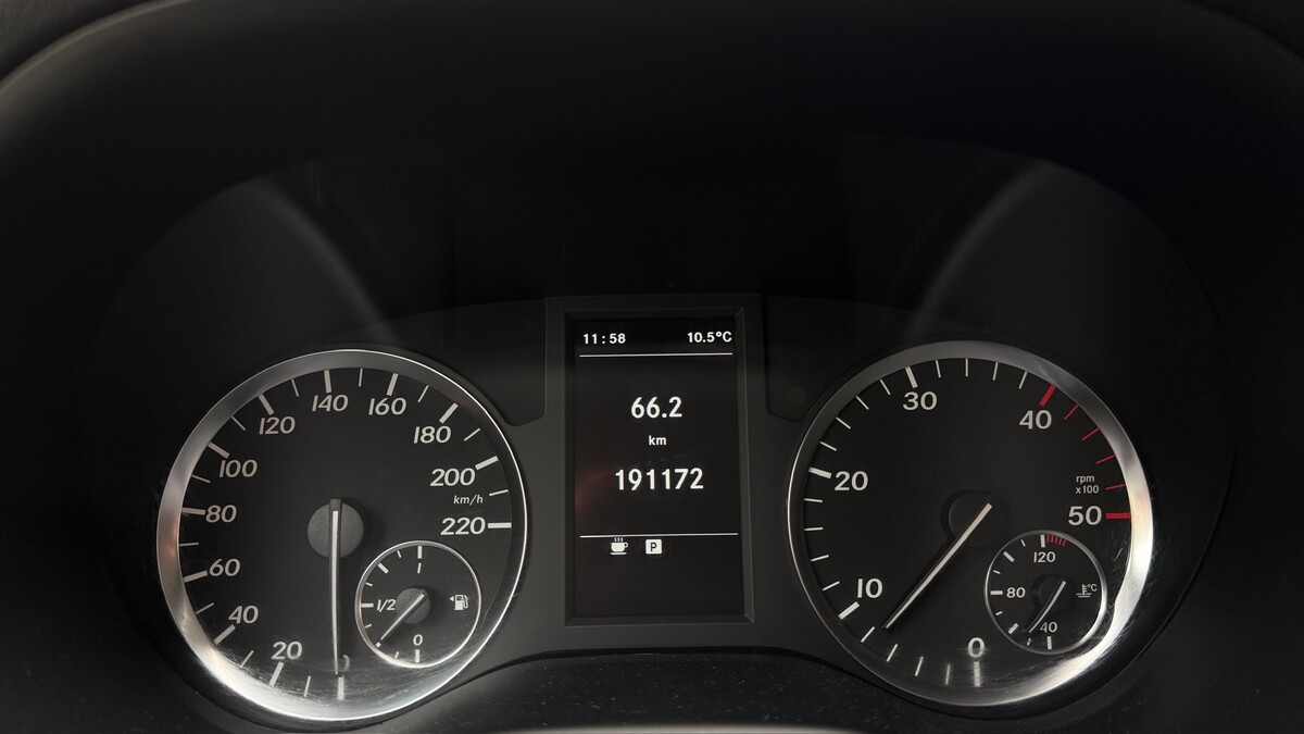 Elbląg Sprzedam swój samochód jakim jest Mercedes-Benz Vito , z silnikiem diesla o pojemności 2.2Auto w bardzo dobrym