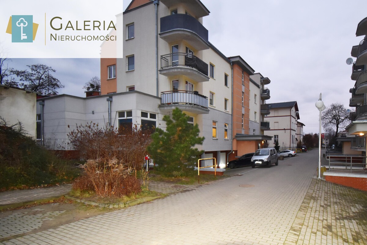 Elbląg GALERIA NIERUCHOMOŚCIZ pasji i miłości do nieruchomościNa sprzedaż: trzypokojowe mieszkanie z balkonem i