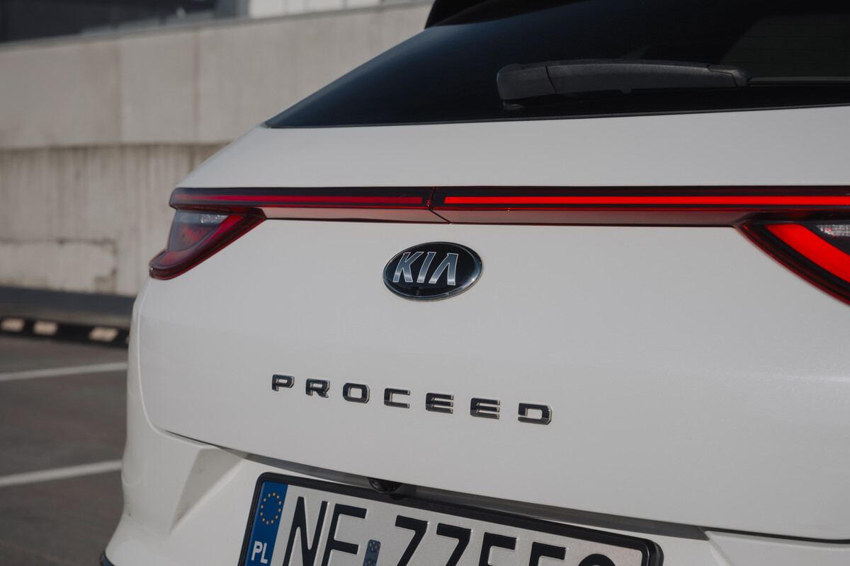 Elbląg KIA ProCeed 1.6 GT 204 KM – Pierwszy właściciel, polski salon, bezwypadkowy!Dynamiczne auto o