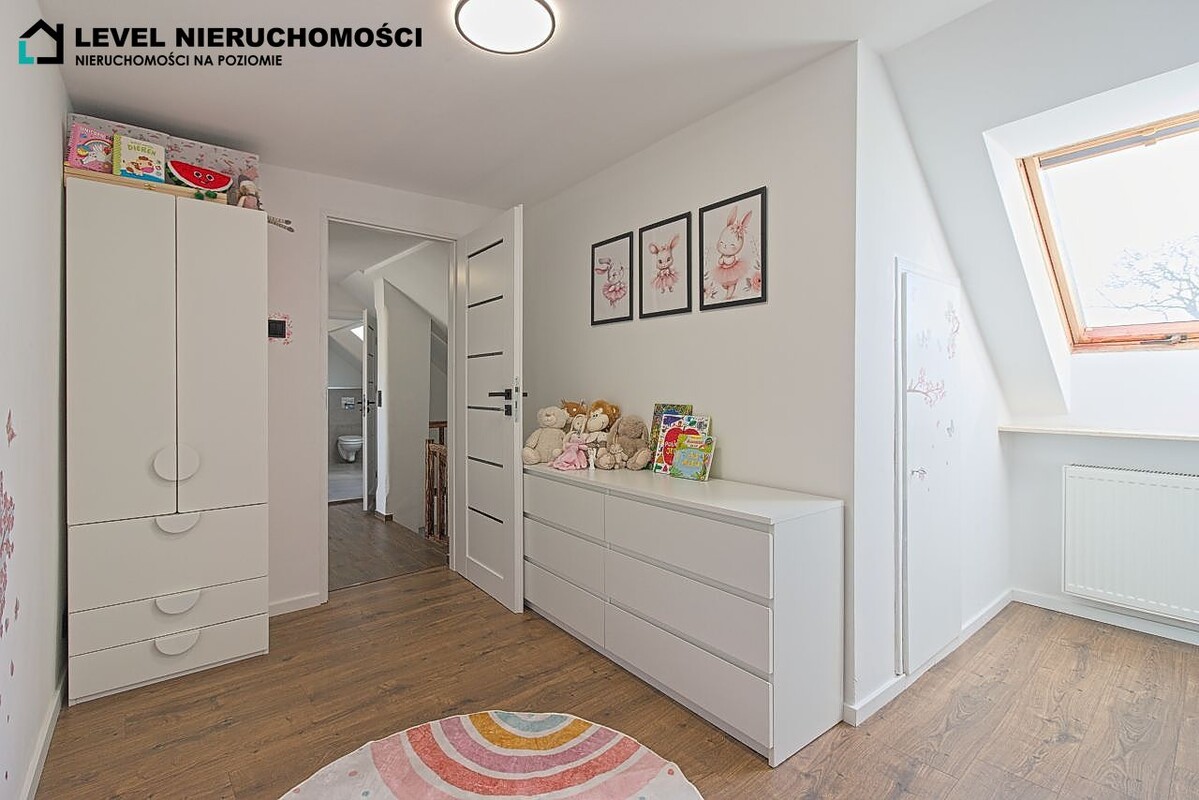 Elbląg LEVEL NIERUCHOMOŚCI Nietuzinkowe mieszkanie z tarasemDwie łazienki, cztery pokojeul. Plac