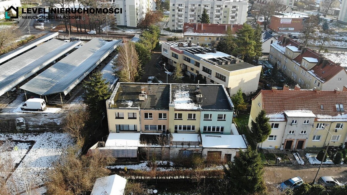 Elbląg LEVEL NIERUCHOMOŚCIDom w środku miastaul. robotnicza NIERUCHOMOŚCI NA POZIOMIE