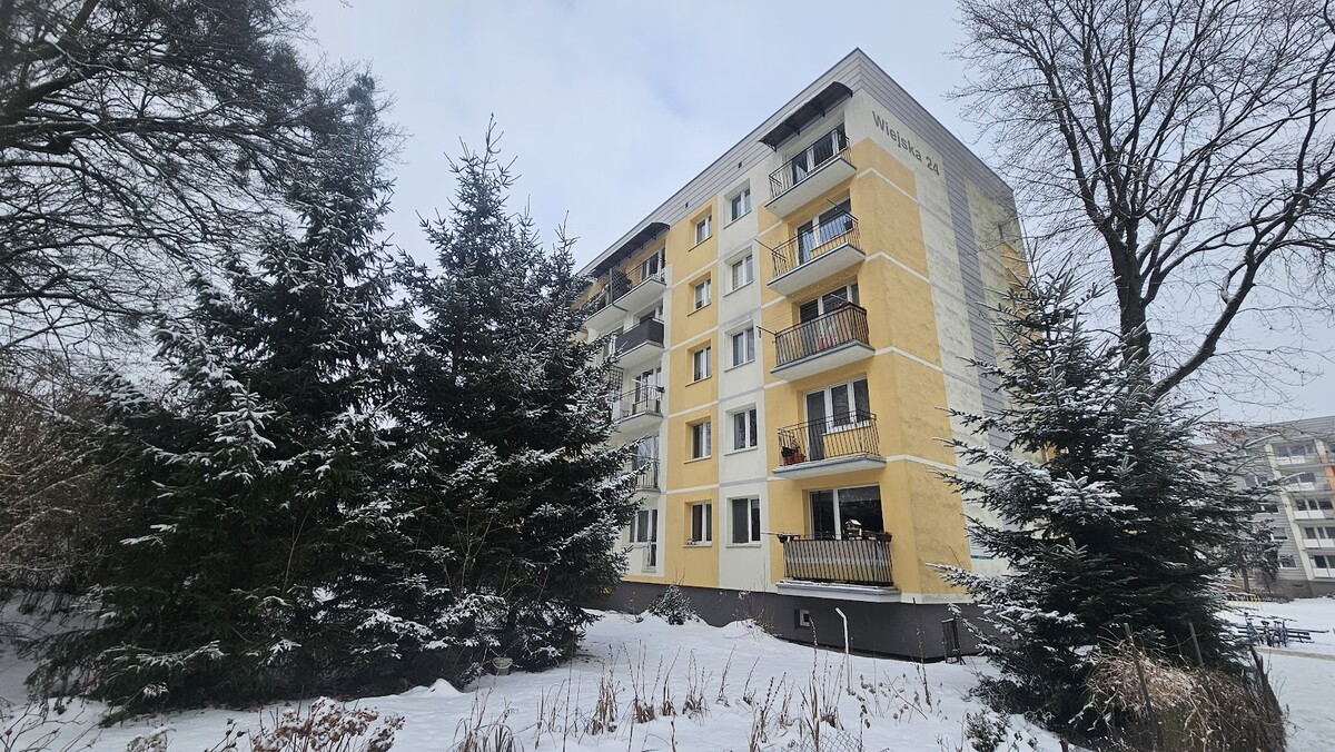 Elbląg KWADRAT NIERUCHOMOŚCI3 POKOJOWEBALKONWIDOK NA PARKMEDIA Z MIASTA