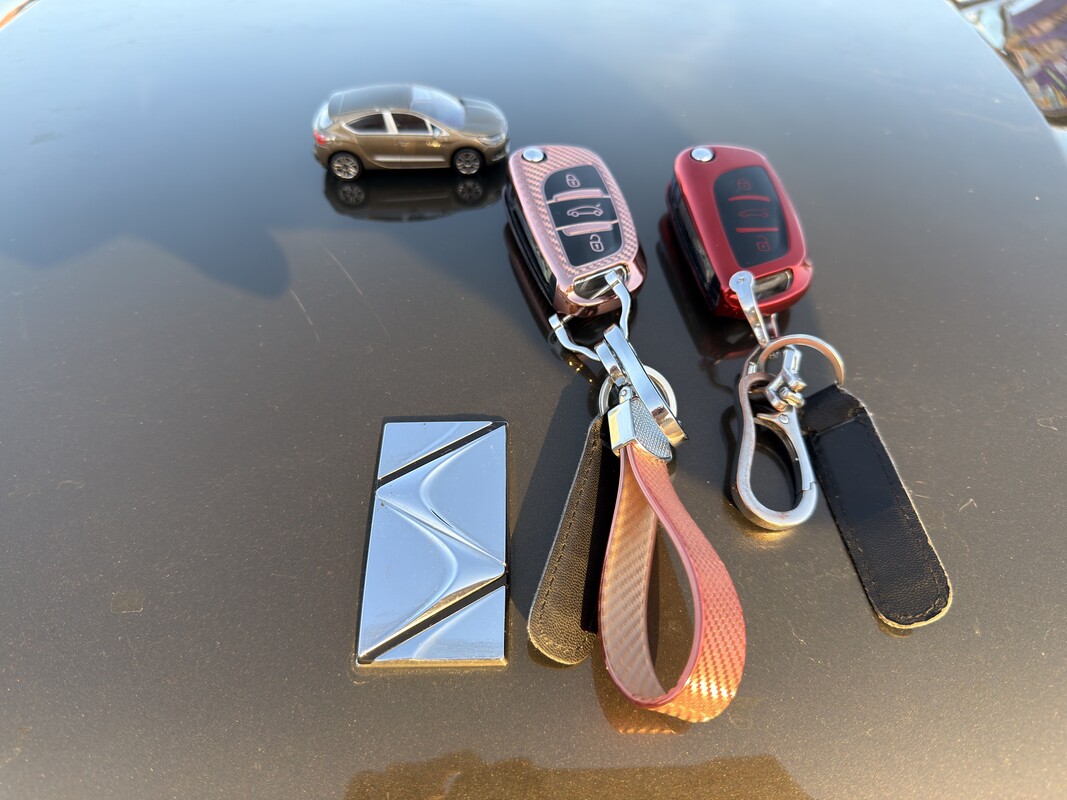 Elbląg Witam, Na sprzedaż mam samochód Citroen DS4 z 2011r. (data pierwszej rejestracji 2012), SoChic w wersji