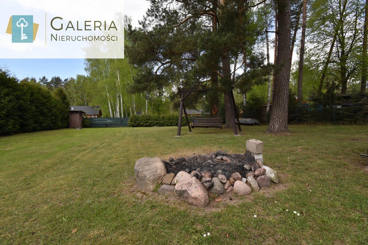 Elbląg GALERIA NIERUCHOMOŚCIZ pasji i miłości do nieruchomościNa sprzedaż: Działka o powierzchni 809 m2 z domkiem