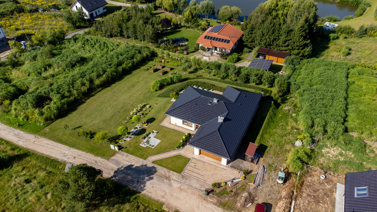 Elbląg TO MY SPRZEDAJEMYNIERUCHOMOŚCI W TYM MIEŚCIE AMERICAN HOME PREZENTUJE DOM / GRONOWO GÓRNE UL. KRYSZTAŁOWA