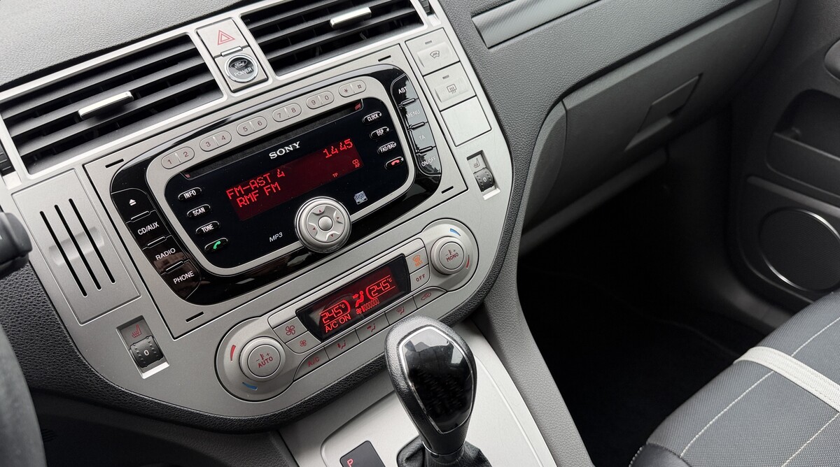 Elbląg Auto Leew LEWANDOWSKI Kupujemy i Sprzedajemy tylko dobre auta Za auta z Polskiego Salonu Płacimy Najwięcej FORD