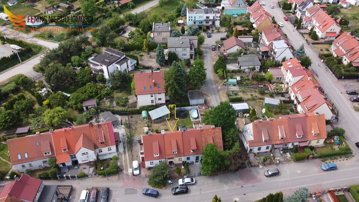 Elbląg FENIKS NIERUCHOMOŚCIPOLECA:DOM NA Z OGRÓDKIEM UL. KIELECKACENA 639.000 ZŁ POWIERZCHNIA DOMU 77