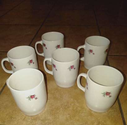 Elbląg Porcelanowe kubki, miski, półmiski !