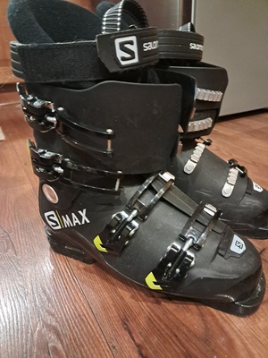 Elbląg Sprzedam narty Head z wiązaniami i buty Salomon - używane w dobrym stanie.
Narty 300 zł, buty 200 zl.