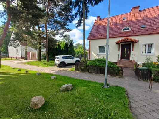 Elbląg Agencja Nieruchomości CENTRUMWYJĄTKOWA OFERTA !Na sprzedaż dom w zabudowie bliźniaczej 120 m2 z działką o