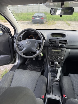 Elbląg Toyota Avensis T25 kombi 1.8 benzyna 129kmrocznik 2004przebieg 279tys km