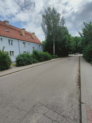 Elbląg DOM NIERUCHOMOŚCIOFERUJEMY NA SPRZEDAŻMIESZKANIE 2 POKOJOWEPow. 33