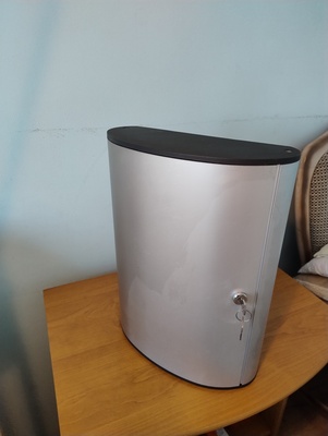 Elbląg Sprzedam kasetę   firmy  Durable na 48 kluczy zamykaną na klucz, kaseta bardzo przydatna jest  hotelu, biurze