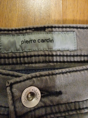 Elbląg Spodnie męskie PIERRE CARDIN rozmiar L XL, szare, logowane guziki I napy, skórzana naszywka, stan idealny