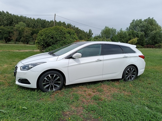 Elbląg SPRZEDAM
Hyundai i40 
Przebieg: 135 000
Pojemność: 1700
Moc: 104 kw
Typ paliwa: diesel
Skrzynia: automat
Bogate