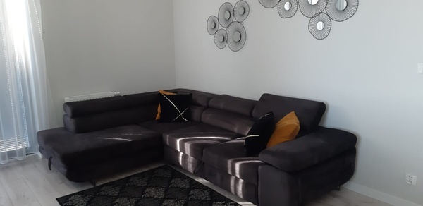 Elbląg SPRZEDAM SOFĘ ROZKŁADANĄ -----jak na zdjęciu. Sofa ma ok.4 lata, wym 220x270cm. Sofa znajduje się w mieszkaniu