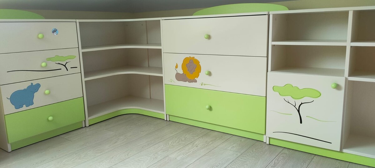 Elbląg Witam, na sprzedaż meble dziecięce firmy Meblik Safari, meble w bardzo dobrym stanie.