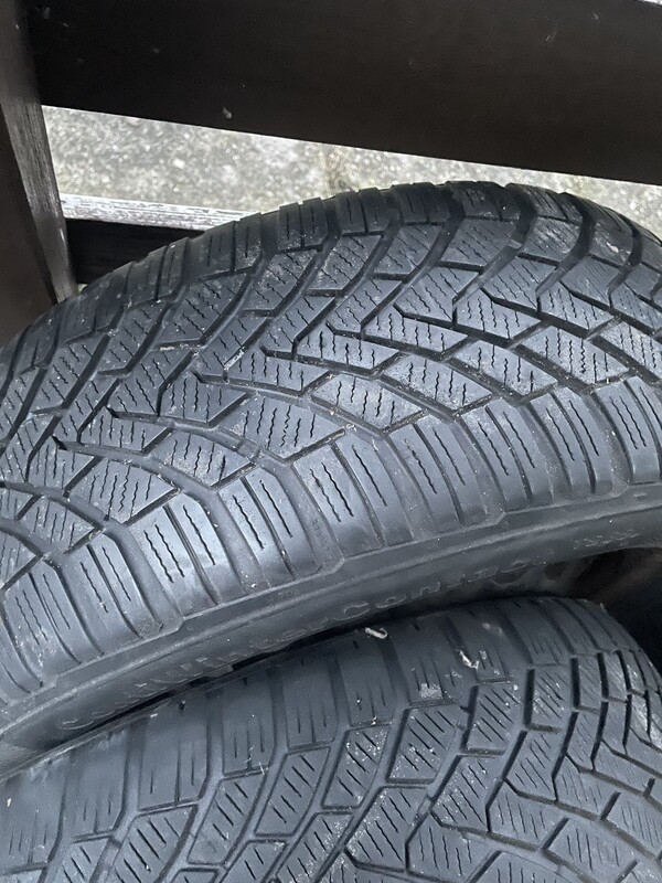 Elbląg Sprzedam koła 5x112 z oponami zimowymi 205/55/16 zamontowane były na passat b6.cena 150zl
Dwie opony spoko i