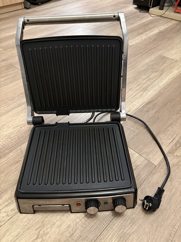 Elbląg Sprzedam kuchenny grill elektryczny, toster marki Lund. Wszystkie parametry są widoczne na ostatnim zdjęciu.