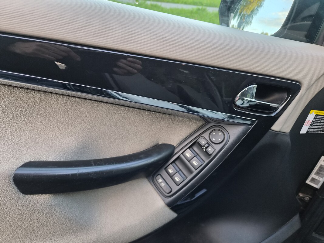 Elbląg CITROËN C4 GRAND PICASSO 2.0 diesel – Przestronny minivan z 2011 roku, idealny dla większych rodzin lub osób